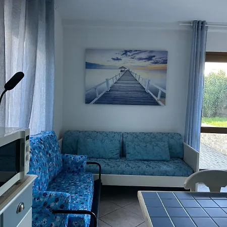 Lägenhet C'est La Vie Cozy Near The
